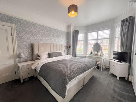 4 bedroom property to rent - Photo 5