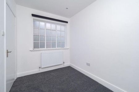 3 bedroom apartment to rent - Photo 5