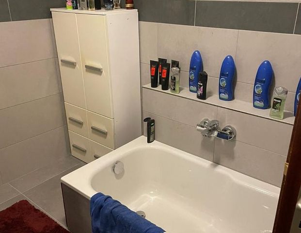2 Zimmer Wohnung mit Terasse und Stellplatz in Halstenbek - Photo 1