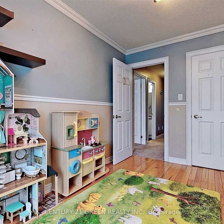 For Lease - 21 Cedar Lake Crescent, Brampton, Ontario - Photo 1