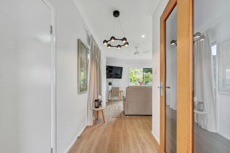 Luxury And Worldly Style - Photo 5