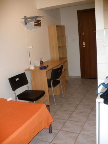 Διαμέρισμα για ενοικίαση Άγιος Παύλος (Άγιος Παύλος) - Photo 2