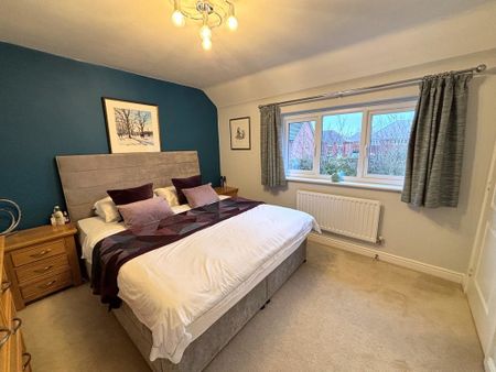 3 bedroom town house to let - Photo 3