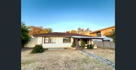 Spacious Family Home in Prime Cloverdale Location - Photo 2