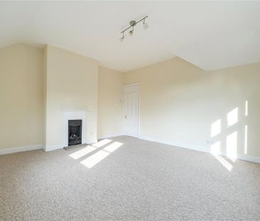3 bedroom maisonette to rent - Photo 2