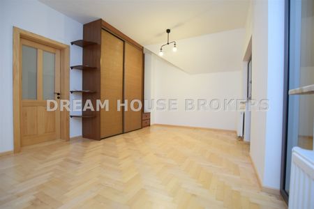 Dom na wynajem - Zdjęcie 3