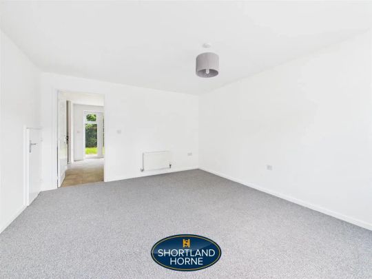 Molay Close, Tile Hill, Coventry - Photo 1