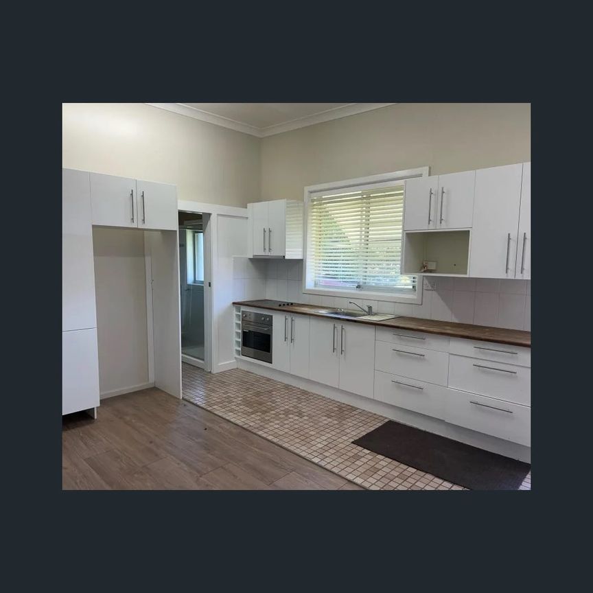 318 Sandgate Road, Shortland, NSW 2307 - Photo 1