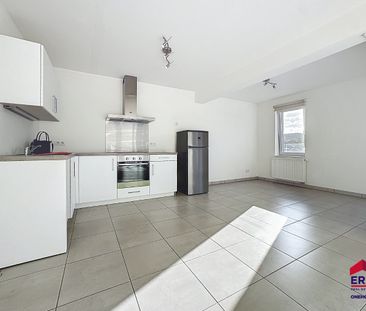 Tweekamerappartement in het centrum van Andenne - Photo 4