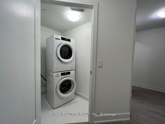 For Lease - 5 Mabelle Avenue Unit# 929, Toronto, Ontario - Photo 1