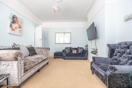 4 bedroom terraced house to rent - Photo 3