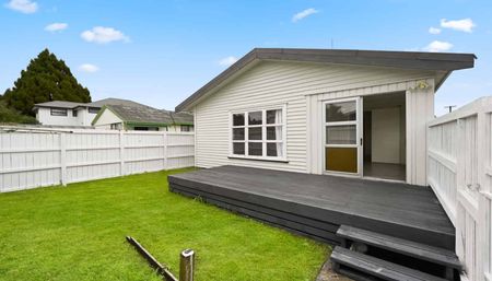 Spacious Four-Bedroom - Photo 5