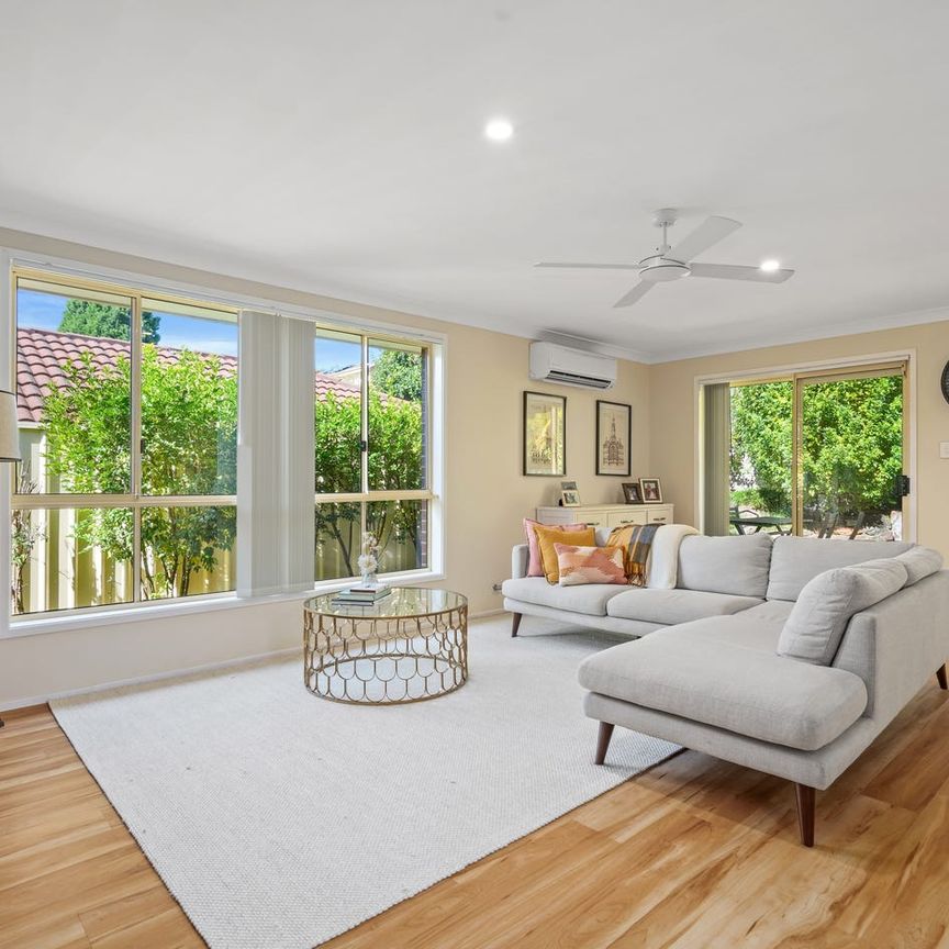 Furnished north facing single level villa - Photo 1