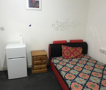 Room in a Shared House, Pell Street, RG1 - Photo 5