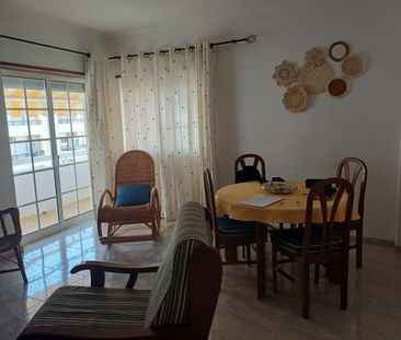 Apartamento T2 com 2 WC com elevador e Varandas magnificas Centro d... - Photo 3