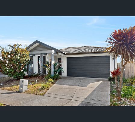 1 Beaconsfield Parade, Northcote, Vic 3070 - Photo 1