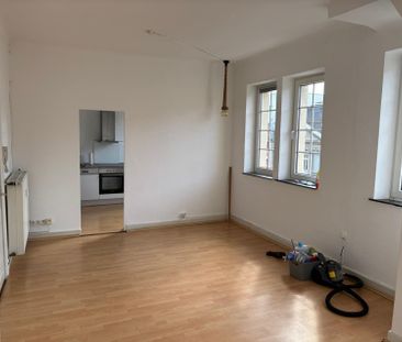zu vermieten 2 ZKDB, 44 qm incl. Küche und großer ca. 30 qm Gemeins... - Foto 1