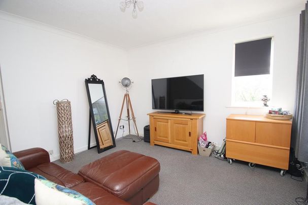 2 bedroom maisonette to rent - Photo 1