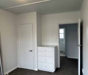 Taihape for rent - Photo 4