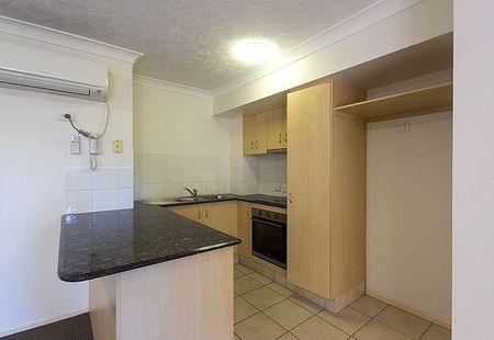 Southport Complex Apartment with Pool Access Near the Broadwater - Photo 3