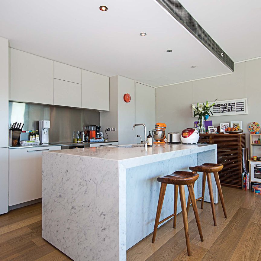 32/21 Eastlake Parade, Kingston ACT 2604 - Apartment For Rent | Domain - Photo 1