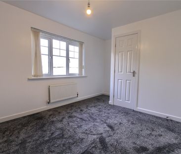 3 bed detached house to rent in Diamond Road, Stockton-on-Tees, TS17 - Photo 3