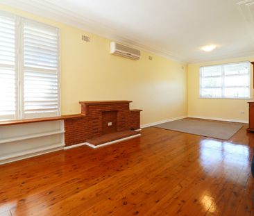 Beautifully Restored Family Home - Photo 2