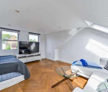 3 bedroom flat to rent - Photo 3