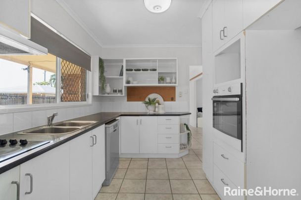 Convenience & Quiet Living - Photo 1