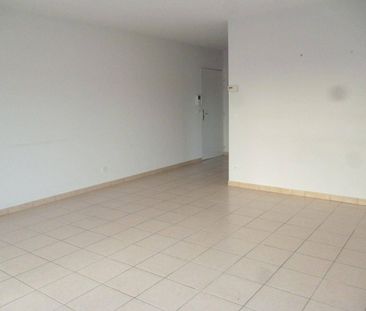 Location appartement récent 4 pièces 83.6 m² à Bourg-de-Péage (2630... - Photo 2
