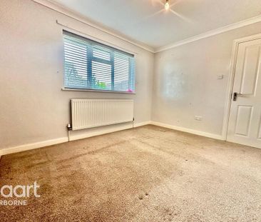 4 bedroom detached house to rent - Photo 5