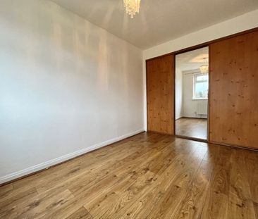Manse View, Motherwell, ML1 - Photo 4