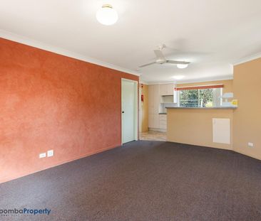 2 bedroom in quiet complex- ideal for retirees! - Photo 1