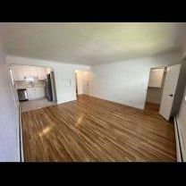 nicely renovated bachelor - Kits Point - Photo 2