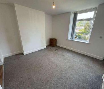 North View, Cullingworth, Bradford, BD13 - Photo 2