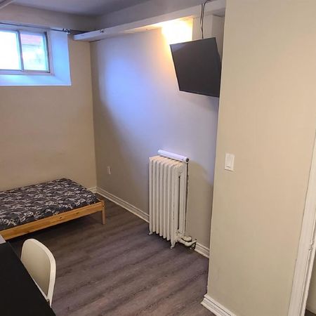 119 Daly Avenue - 3 - Photo 4