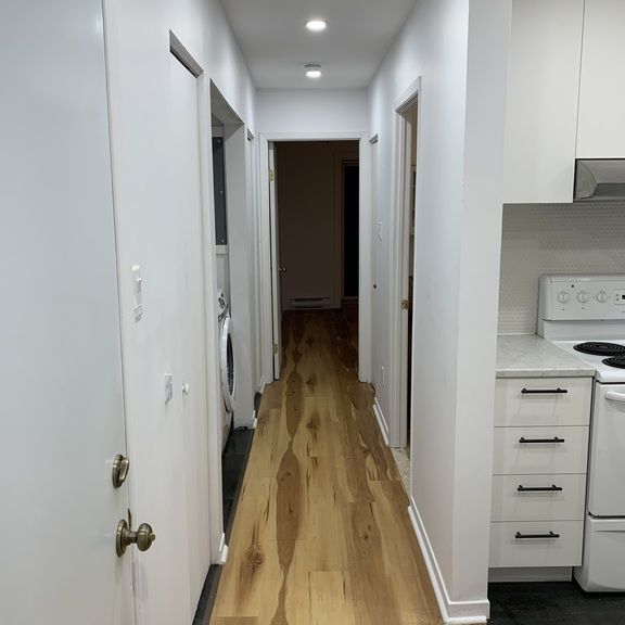 Beau 3,5 Logement Rénové - Photo 1