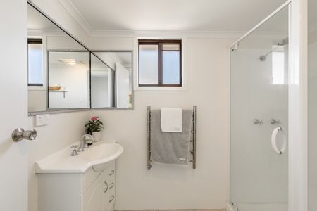 247 Mackenzie Street, Centenary Heights QLD 4350 - House For Rent | Domain - Photo 5