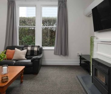 Stunning Three Bedroom Villa - Photo 5