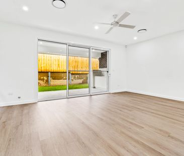 Stunning Four Bedroom Home - Photo 1