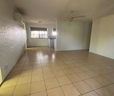 Spacious Family Home with Shed & Cabin - Photo 2