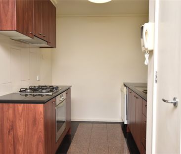 2406/668 Bourke Street - Photo 5