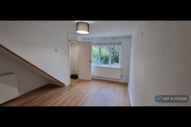 2 bedroom terraced house to rent - Photo 1