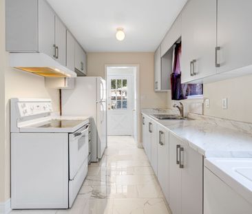 For Lease - 2594 Lundene Road, Mississauga, Ontario - Photo 3