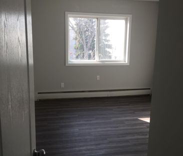 Apartment in Westwood Minutes from Nait Downtown - Photo 1