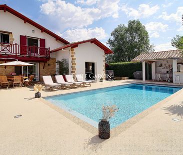 MAISON A LOUER A BIDART , PISCINE CHAUFFEE ET PLAGE A PIED - Photo 4