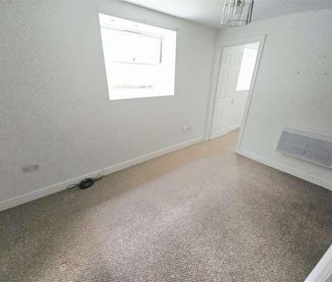 West Road, Westcliff On Sea, Westcliff On Sea, SS0 - Photo 3