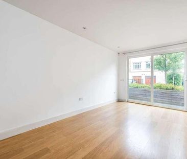 Woodman Mews, Richmond, TW9 - Photo 1