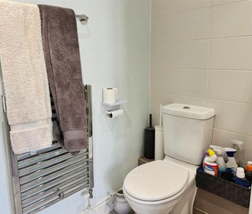 2 bedroom terraced house to rent - Photo 3