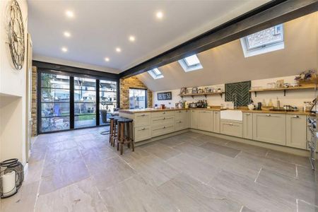 5 bedroom house to rent - Photo 3